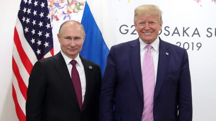Russia US Friendship china worried Donald Trump Vladimir Putin | ट्रंप ने पुतिन से बढ़ाई दोस्ती तो जला उठा ड्रैगन, कहा