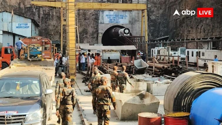 Telangana Tunnel Collapse Slit water hamper progress of rescue Efforts know big updates of incident | 4 दिन बाद भी आफत में फंसी 8 मजदूरों की जान, कीचड़-पानी ने बढ़ाई रेस्क्यू टीम की टेंशन