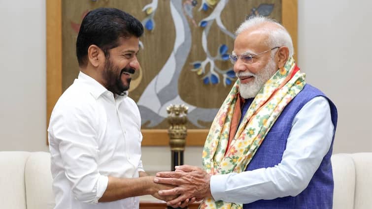 Telngana CM Revanth Reddy meets PM Modi discusses SLBC tunnel collapse pending projects