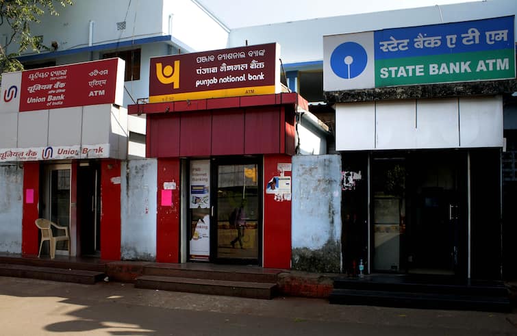 'हर एटीएम पर सिक्योरिटी गार्ड तैनात करना अव्यवहारिक',  सुप्रीम कोर्ट ने रद्द किया हाईकोर्ट का आदेश