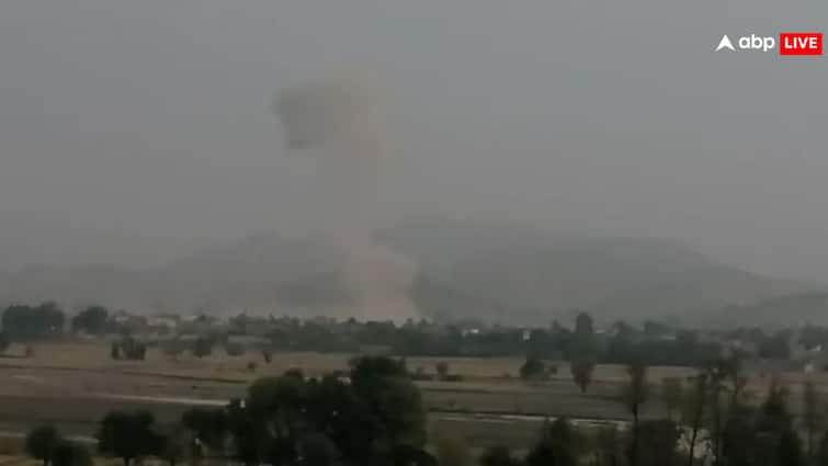 Pakistani Army Convoy Attack: पाकिस्तान में सेना के काफिले पर सुसाइड अटैक, 13 जवान मारे गए; 10 बुरी तरह जख्मी