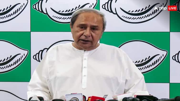 naveen patnaik raises questions on law and order in odisha ask cm mohan charan majhi to take action
