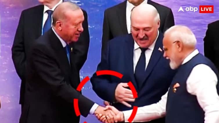 SCO समिट में दिखी भारत की कूटनीतिक ताकत, तुर्की के राष्ट्रपति एर्दोगन ने मिलाया PM मोदी से हाथ