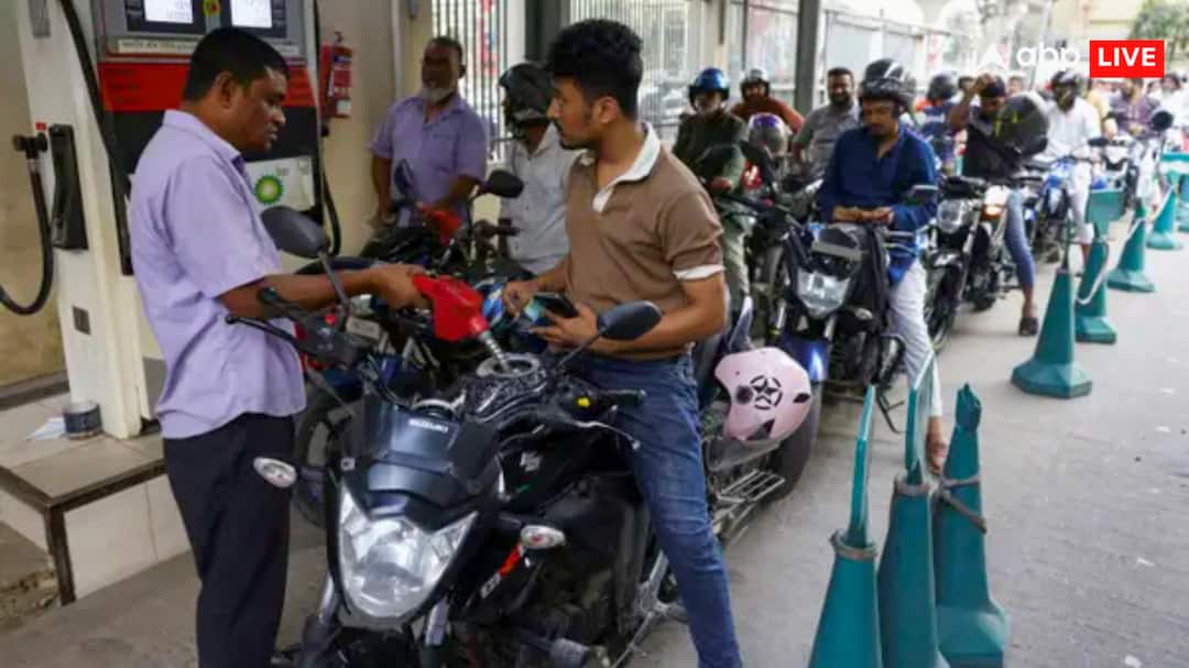 Explained: सस्ता पेट्रोल-डीजल क्यों बेच रही सरकार? एक्साइज ड्यूटी घटने से आपको फायदा या नुकसान, समझिए