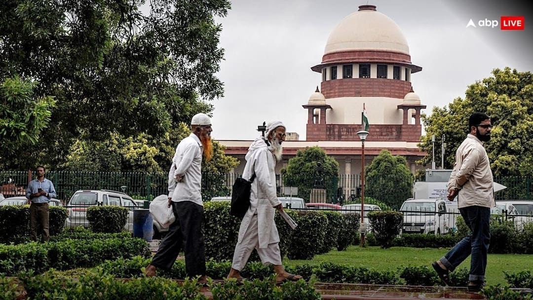 15 साल की नाबालिग का गर्भपात रोकने से सुप्रीम कोर्ट ने किया मना, कहा – ‘परिवार की तरफ से कोई डॉक्टर नहीं ले सकता फैसला’