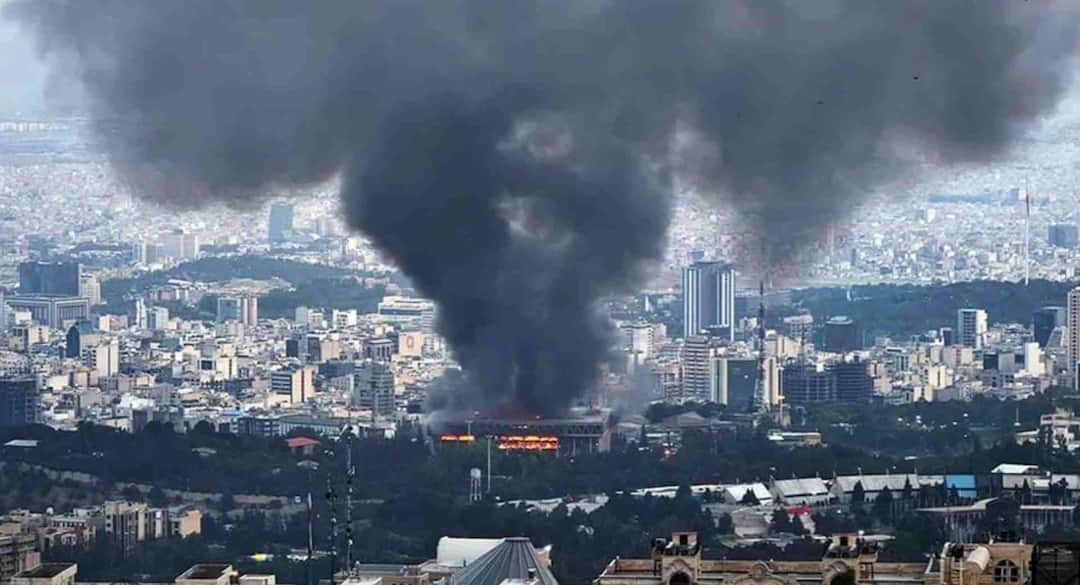 ‘तुरंत छोड़ दें ईरान….’, सीजफायर के बाद भारतीयों के लिए दूतावास ने जारी की एडवाइजरी, जानें क्या बोला