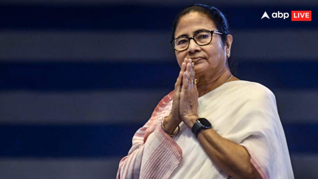 दो पोल्स में बंगाल में बीजेपी की करारी हार! क्या ‘दीदी’ के गढ़ में नहीं खिलेगा कमल, कितनी सीटों से TMC को मिल रही जीत?